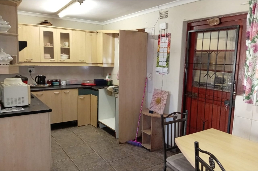 3 Bedroom Property for Sale in Gaylee Western Cape
